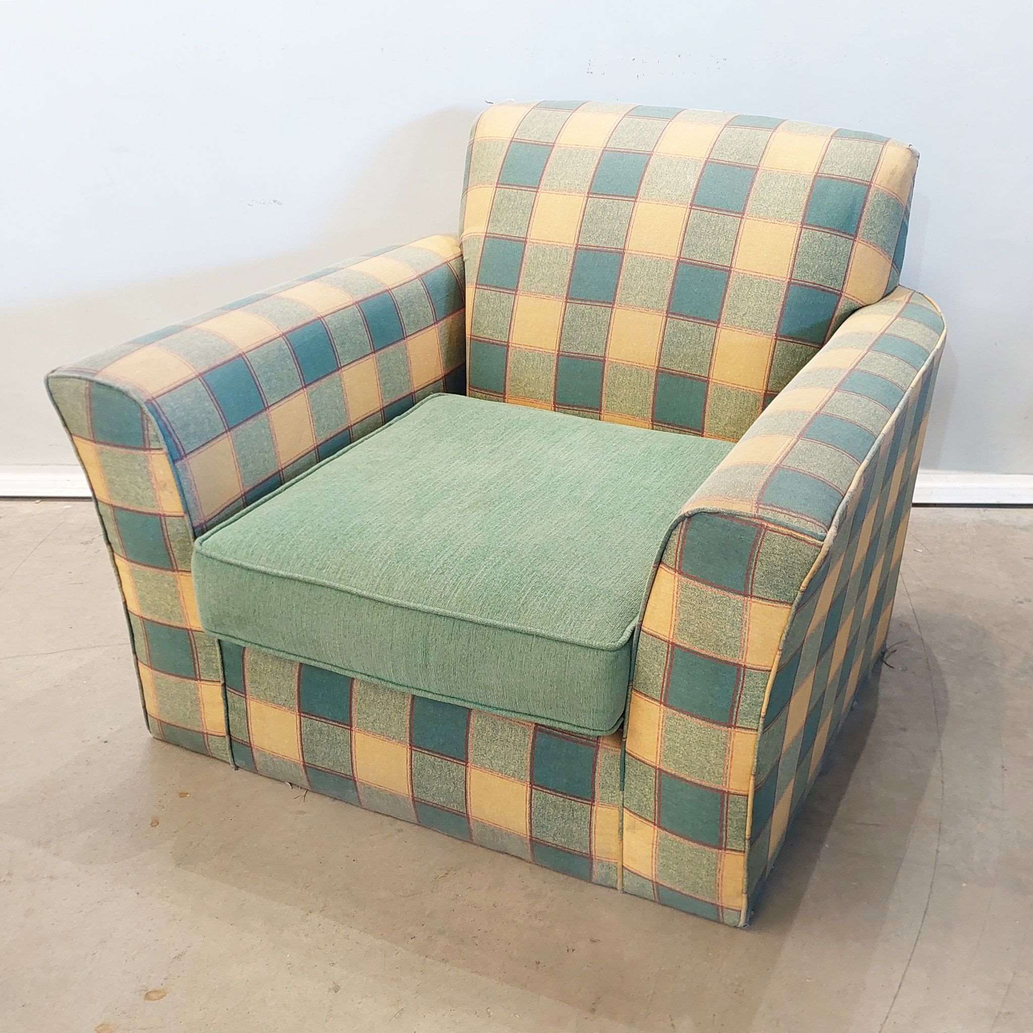 Checkered English armchair. Son_58