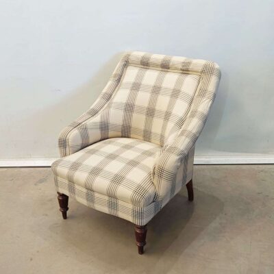 Upholstered auxiliary armchair. But_ 52