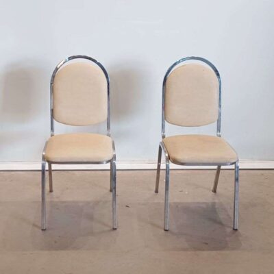 Beige padded chair sill_174