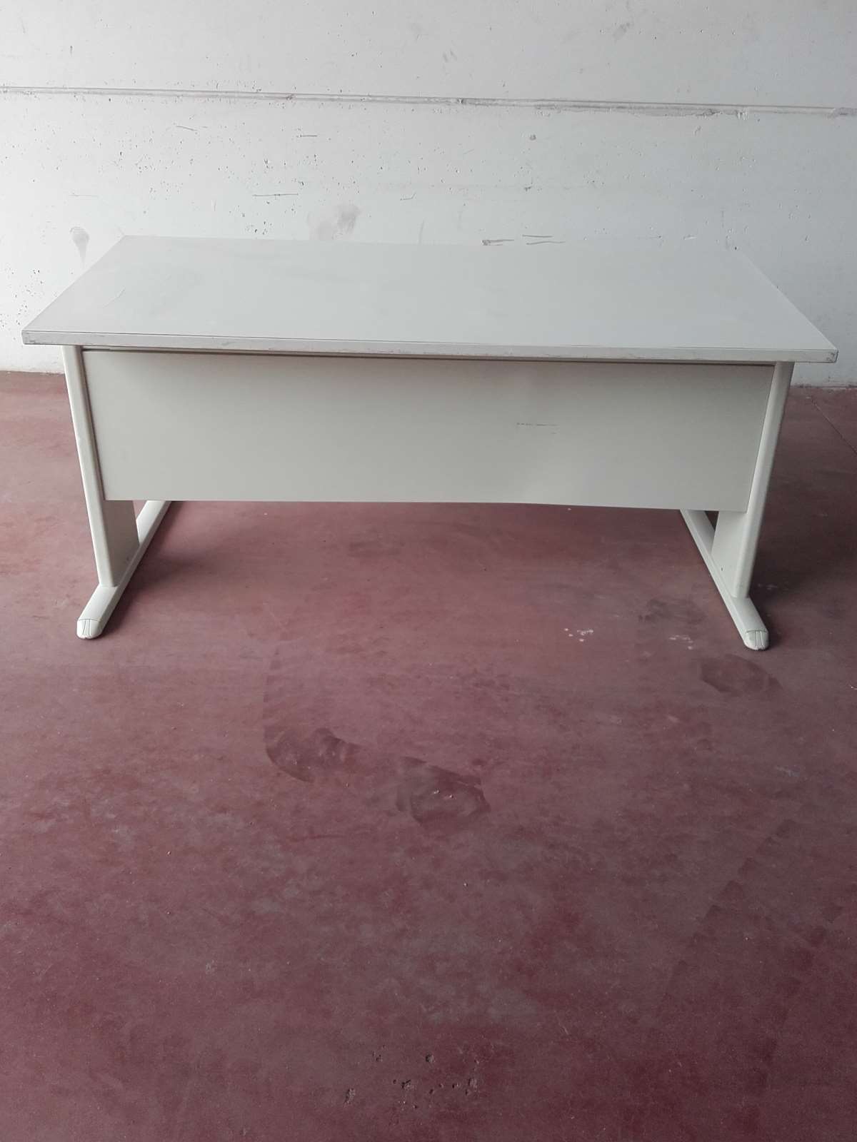 Office table