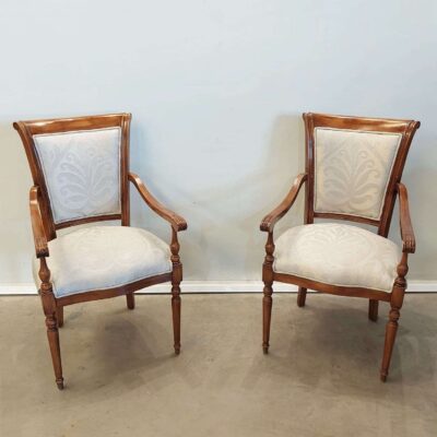 Sillón comedor clásico. But_84