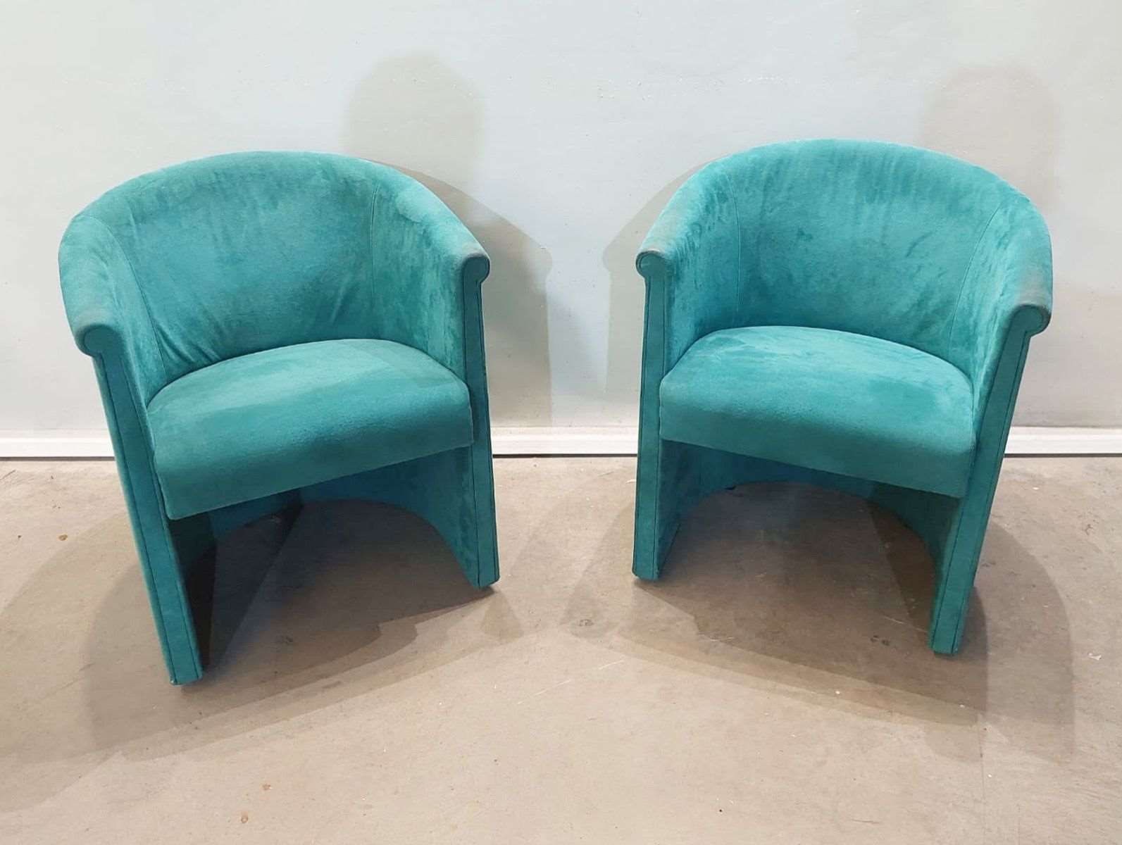 Turquoise Curved Armchair. But_61