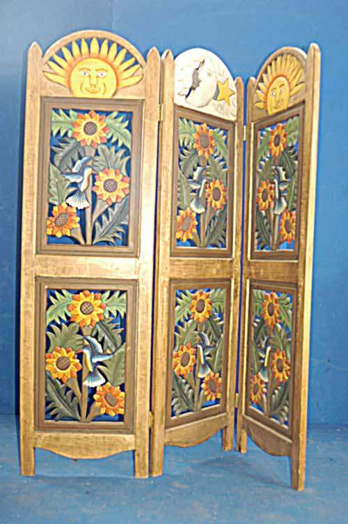 Wooden Screen with Embossed Suns and Sunflowers Bio_06