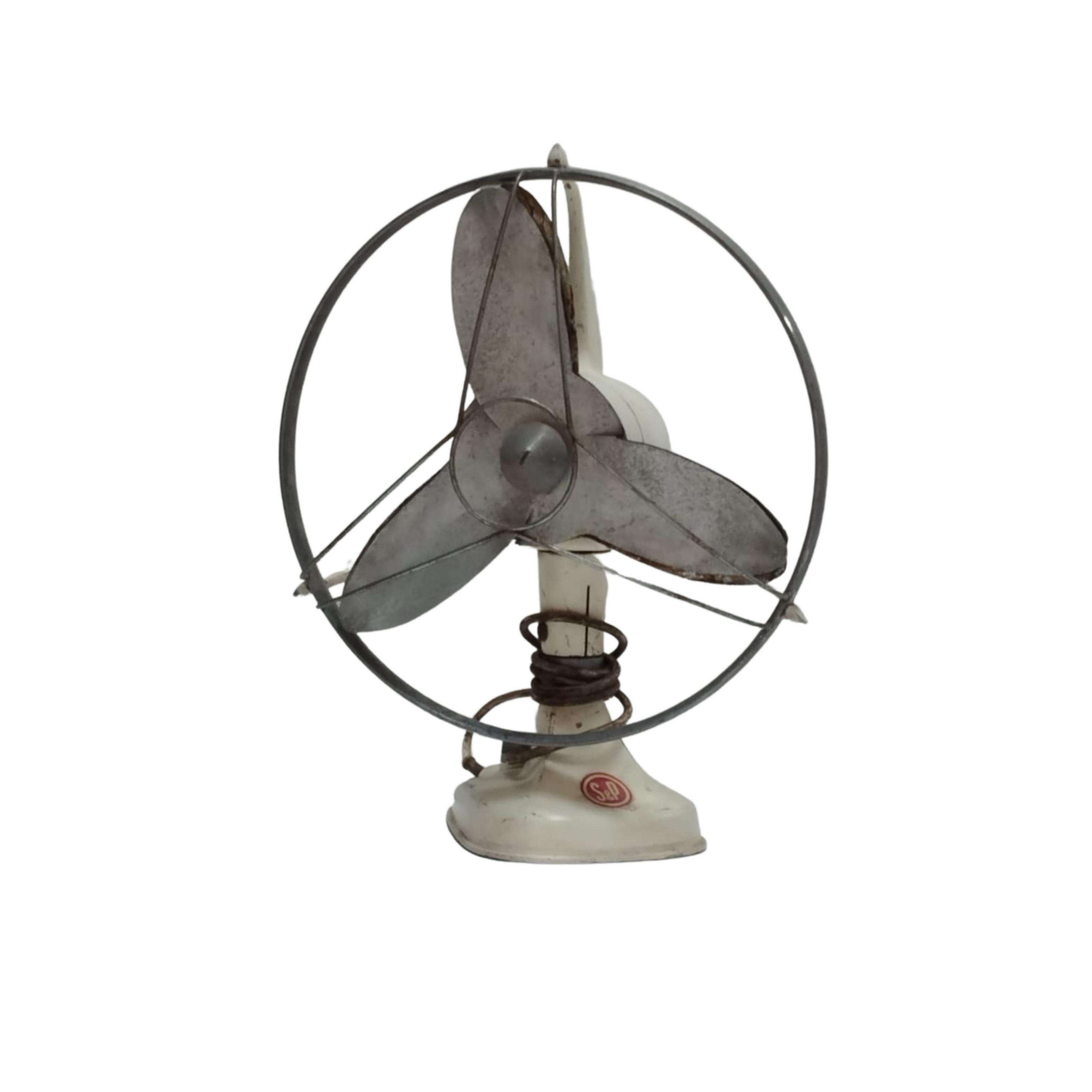 Antique table fan