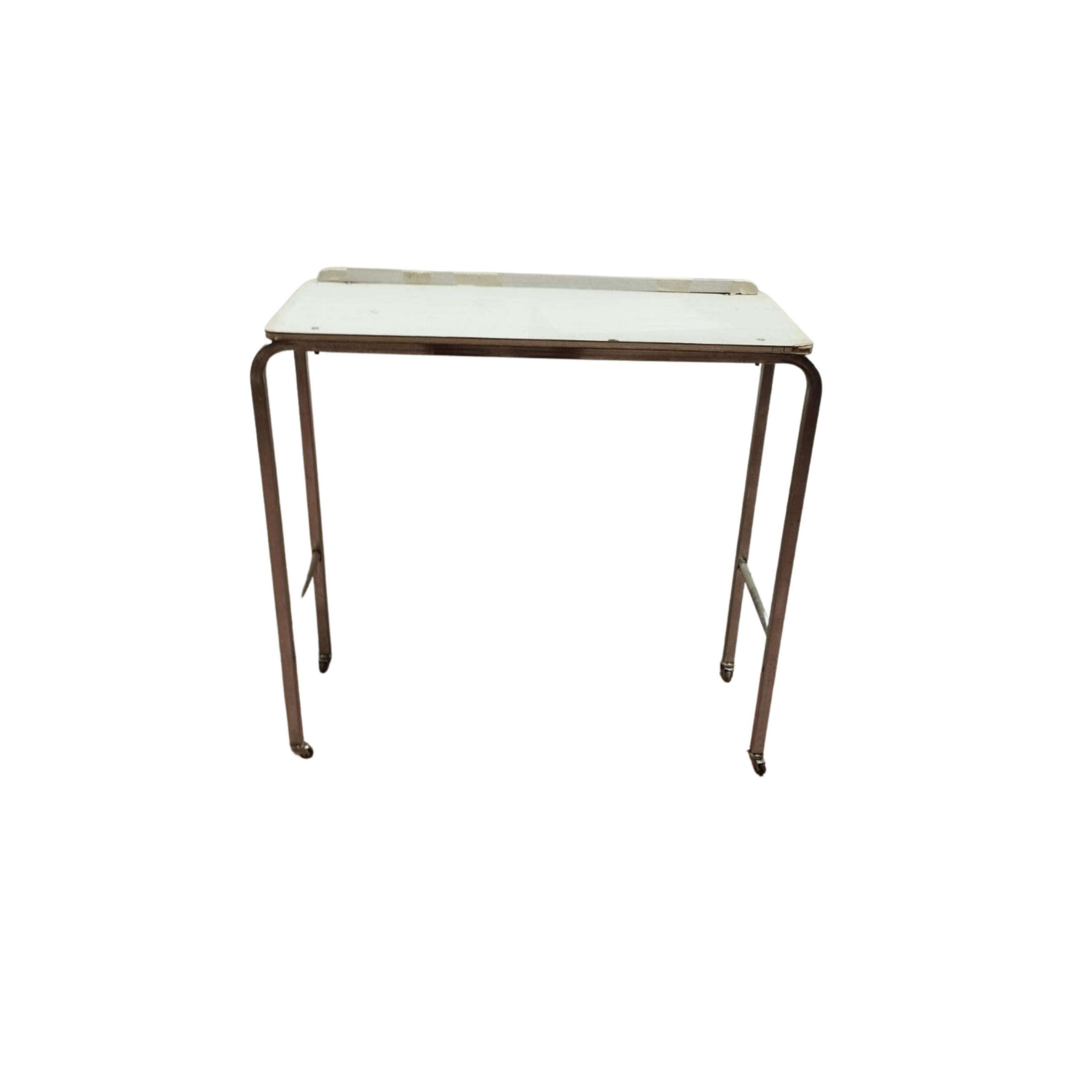 Mesa auxiliar con ruedas Maux_77