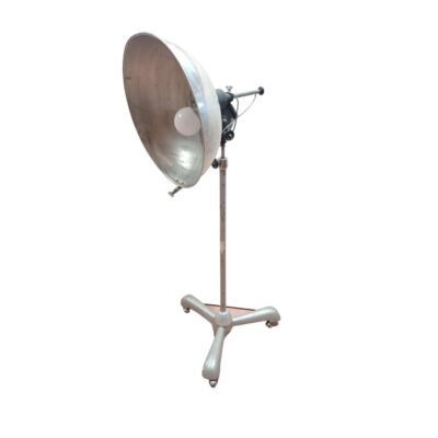 Floor lamp spotlight