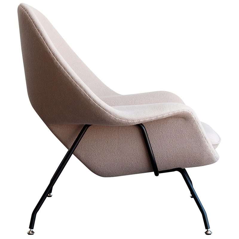 Womb Chair upholstered armchair and footrest. 540 - Image 2