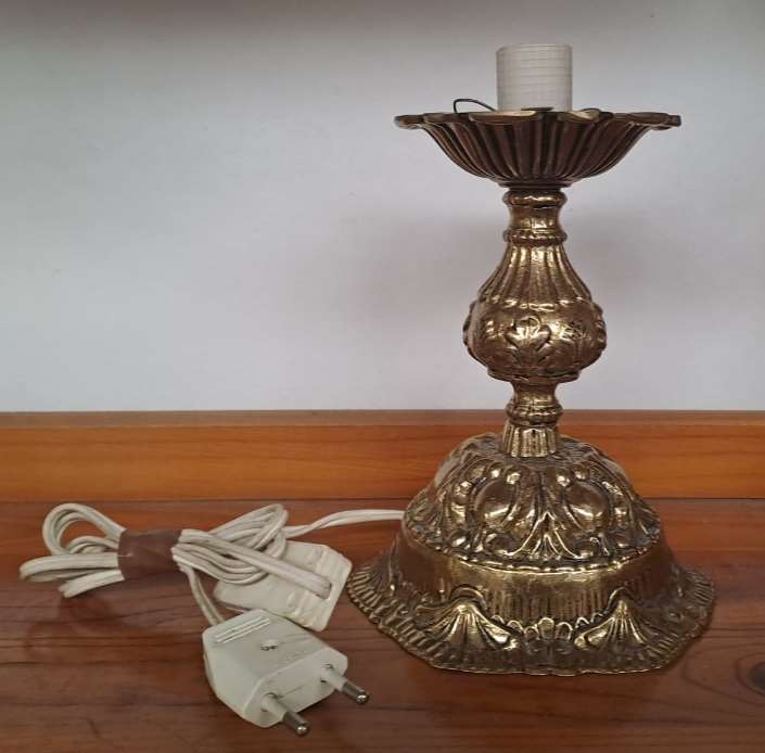 Vintage Gold Candelabra Style Table Lamp 02371