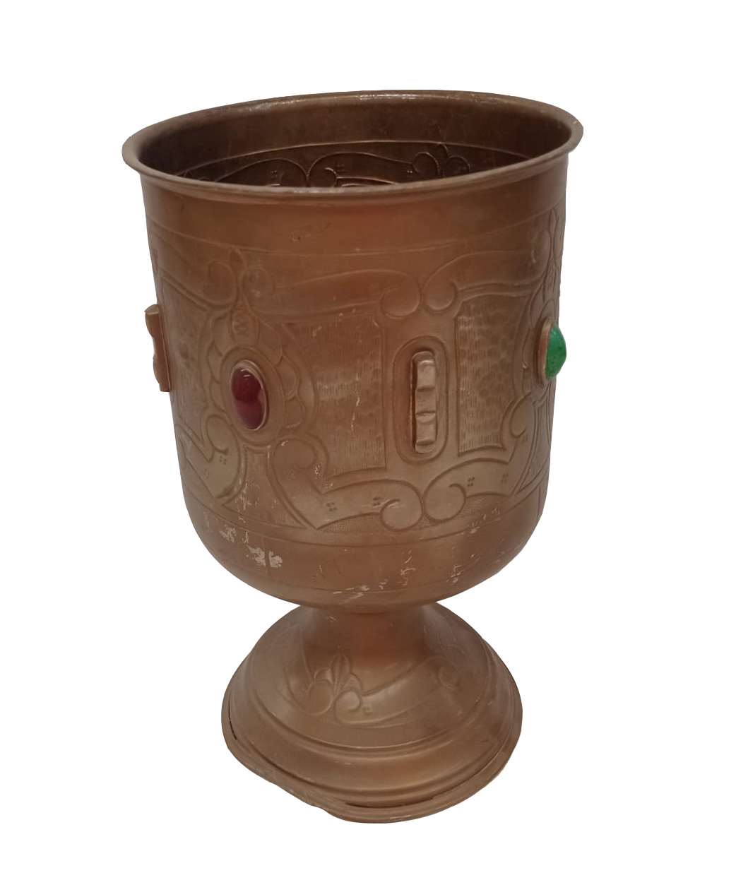 Carved metal King's Chalice with inlaid costume jewelry 03042