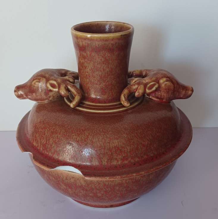 Antique Chinese porcelain vase 03057