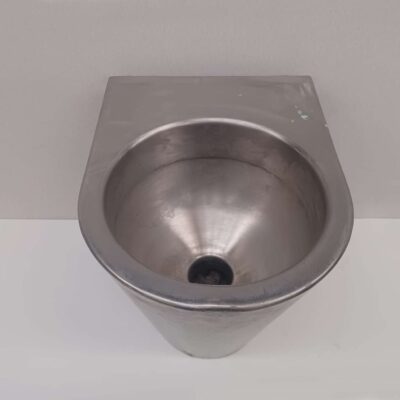 Retrete carcelario 02022