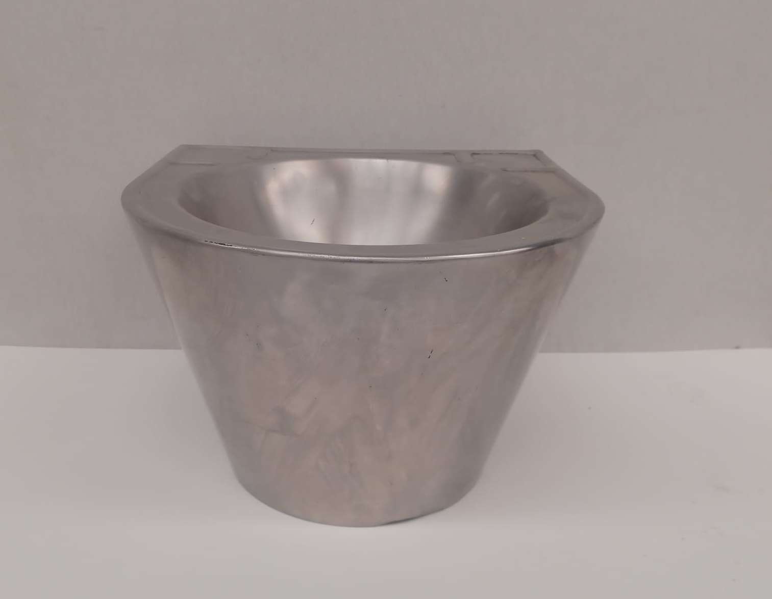 Lavabo carcelario 02023