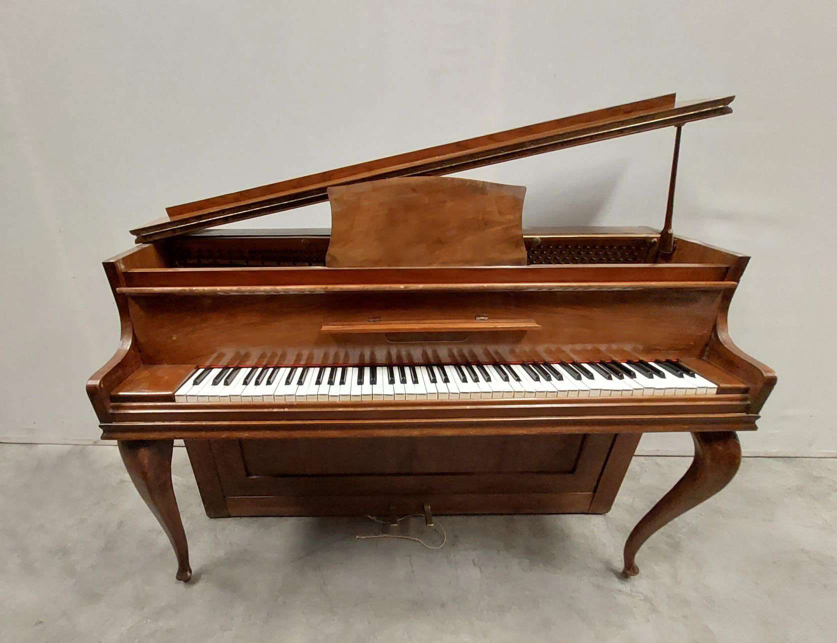 Mid-20th Century Piano Ins_19