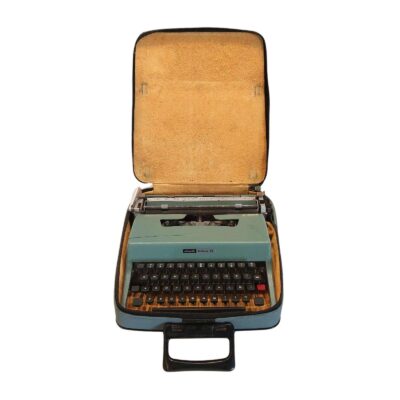 Máquina escribir Olivetti Lettera 32 con funda. 03276