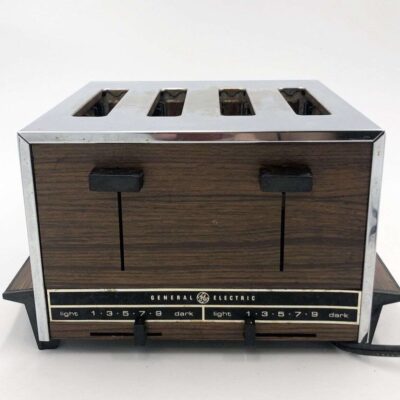 General Electric vintage toaster 1970