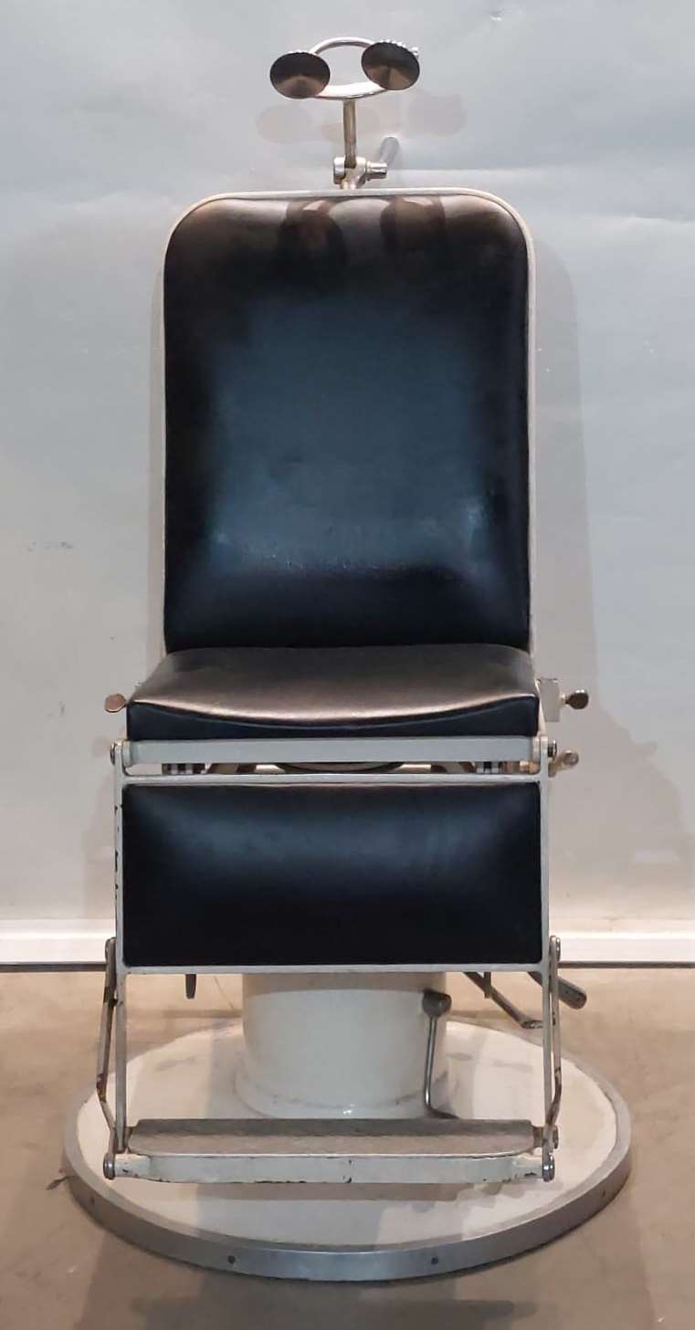 Black ENT chair 04561