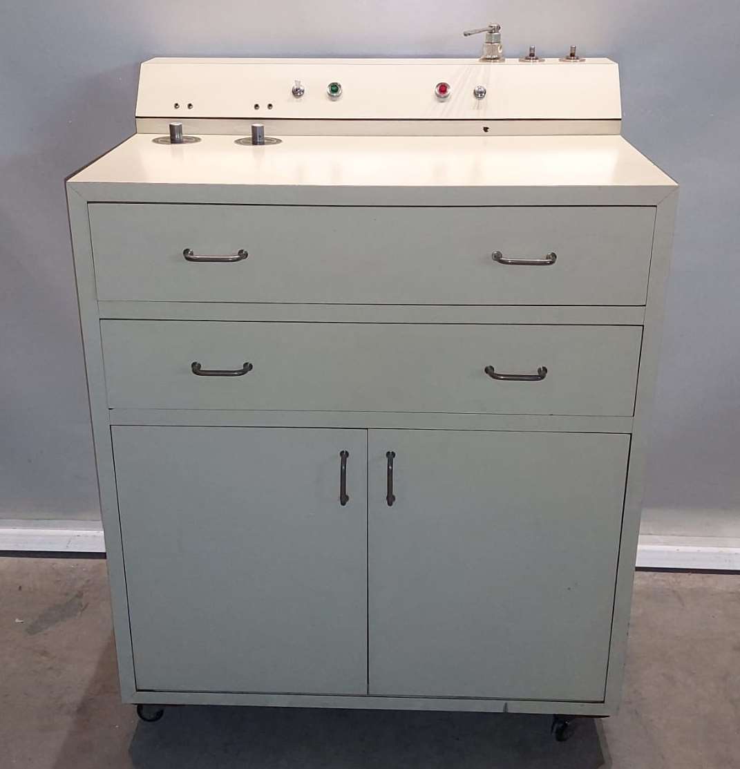 Mueble auxiliar hospital 04563
