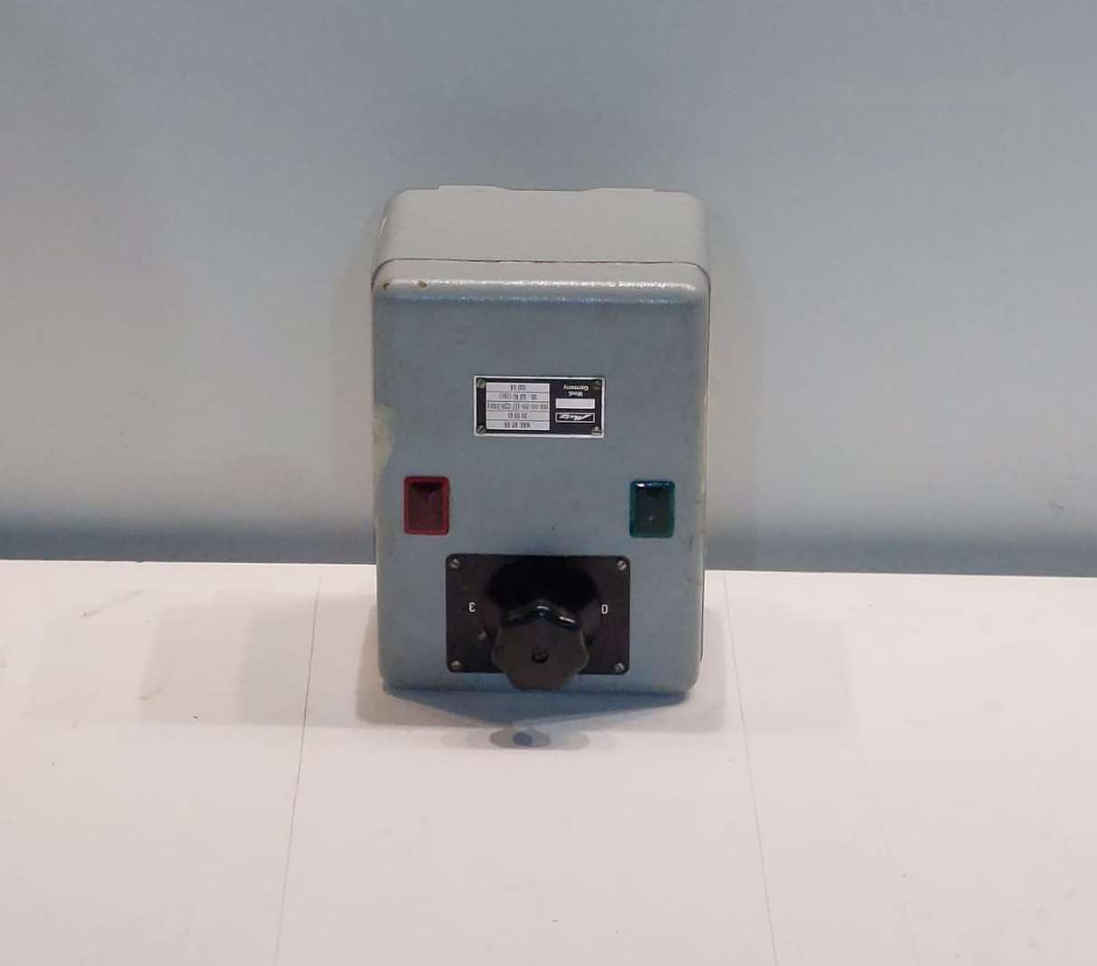 ENT device switch 04573