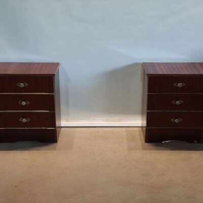 Mahogany nightstand 04941