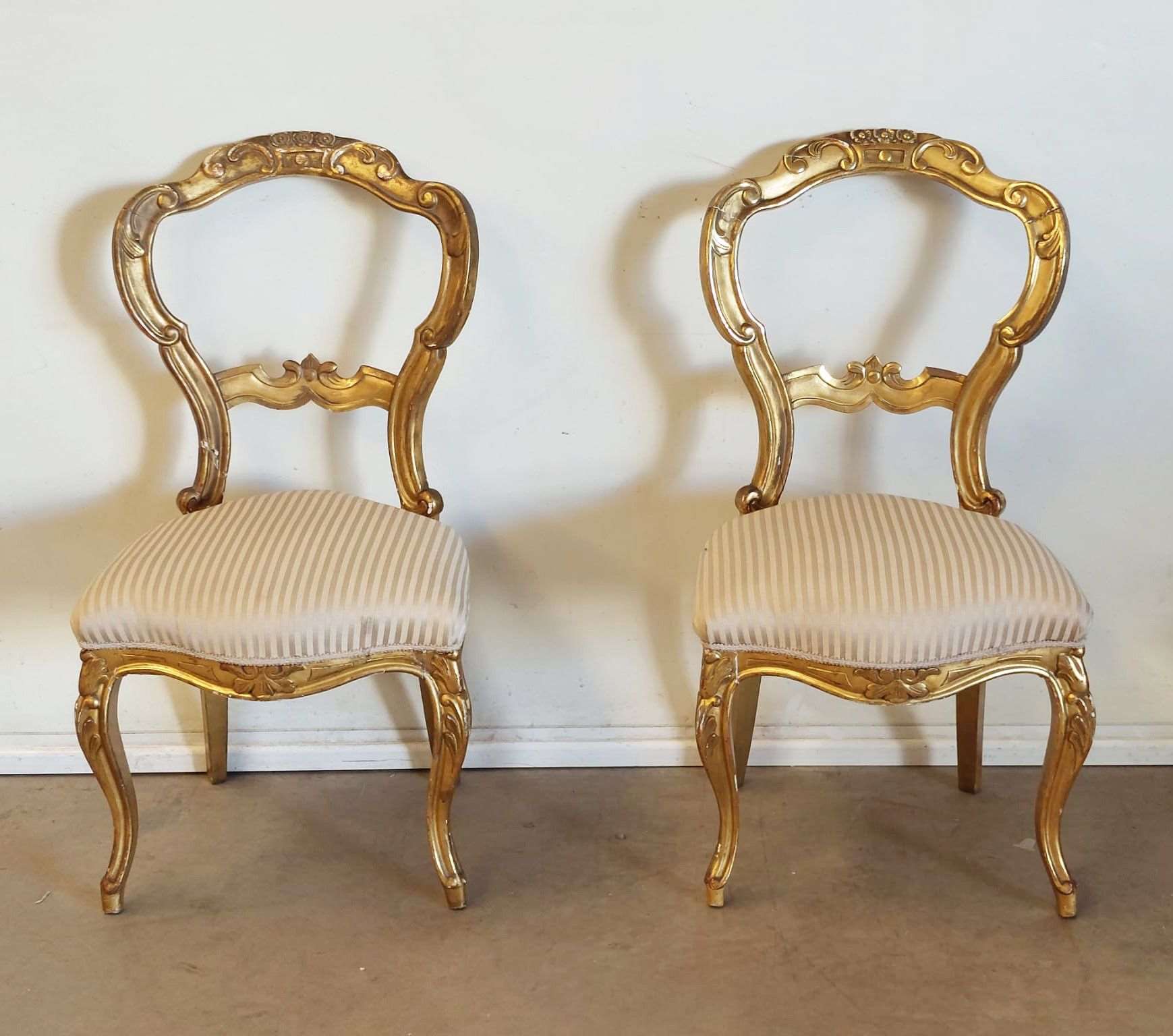 Pareja de sillas estilo Luis XV Francia 03866
