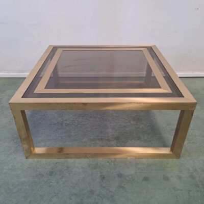 Mesa de centro dorada mid-century_89