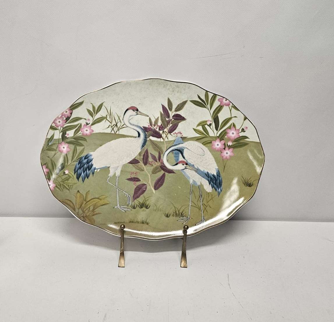 Decorative ceramic plate. 01746