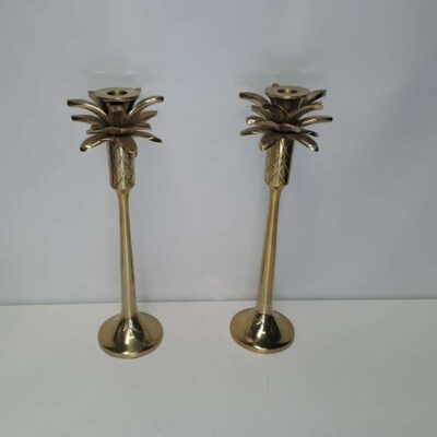 Candelabro dorado hojas piña. 05120