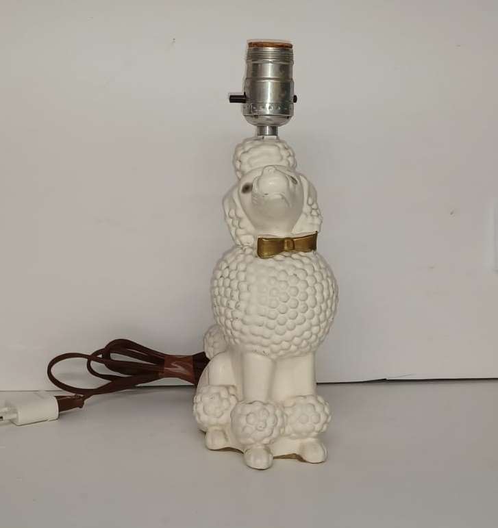 Sheep-shaped lamp. 03894