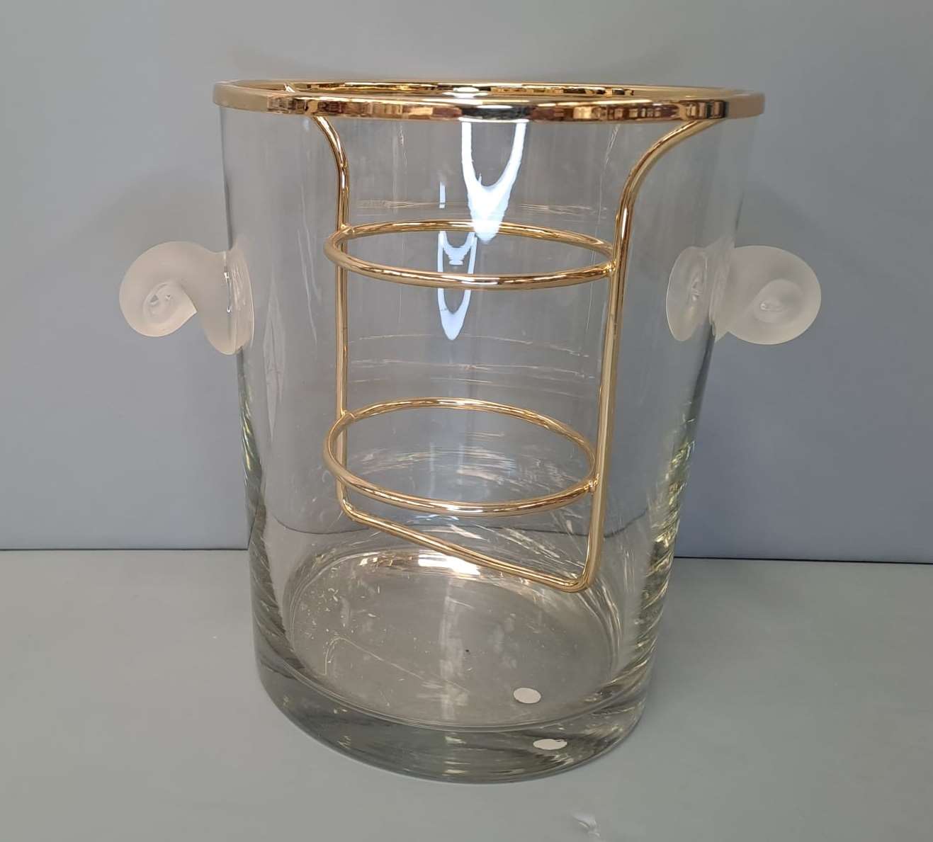 Glass champagne bucket. 05084