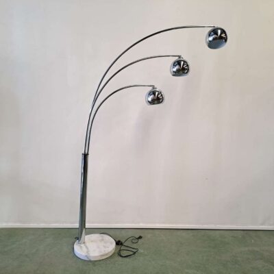 Floor lamp. 05659