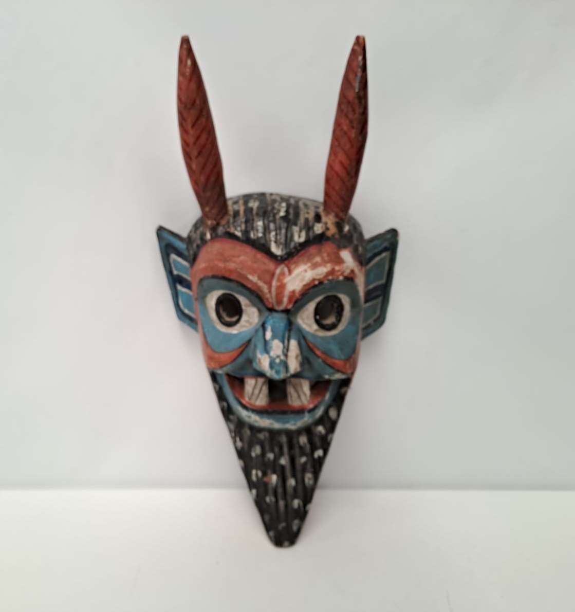 Tribal mask. 05994