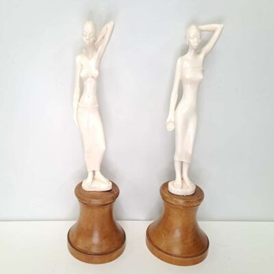 Figura porcelana mujer. 06016