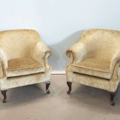 Sillones victorianos. Son 156
