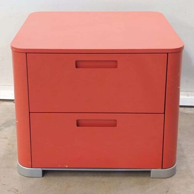 Nightstand. 03332