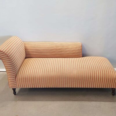 Chaise longue. 03358