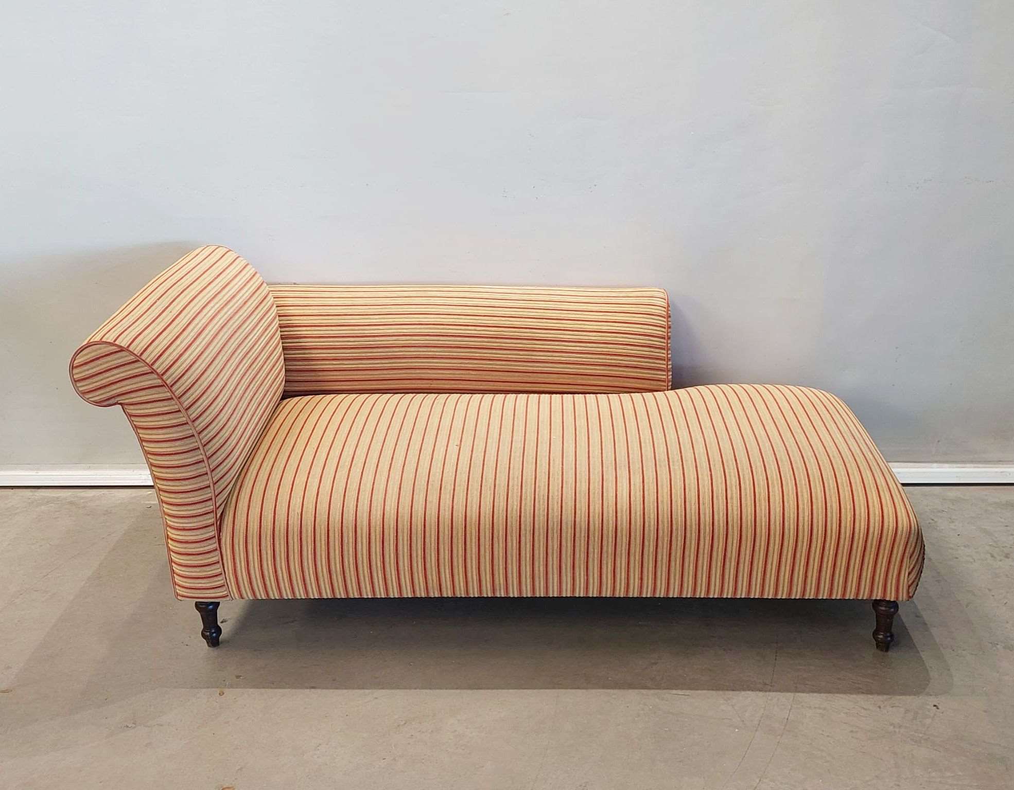Chaiselongue. 03358