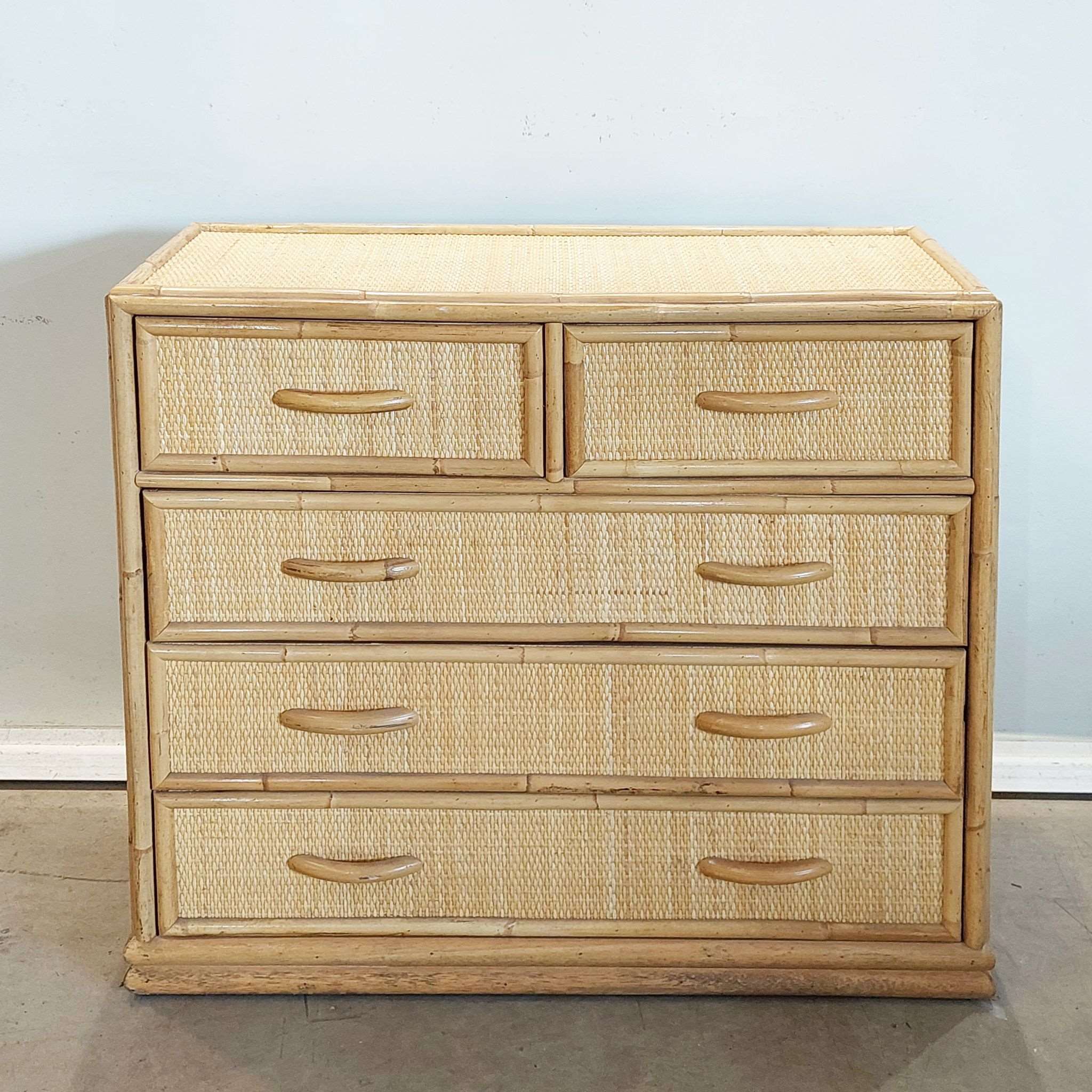 Cajonera ratán vintage. 01805