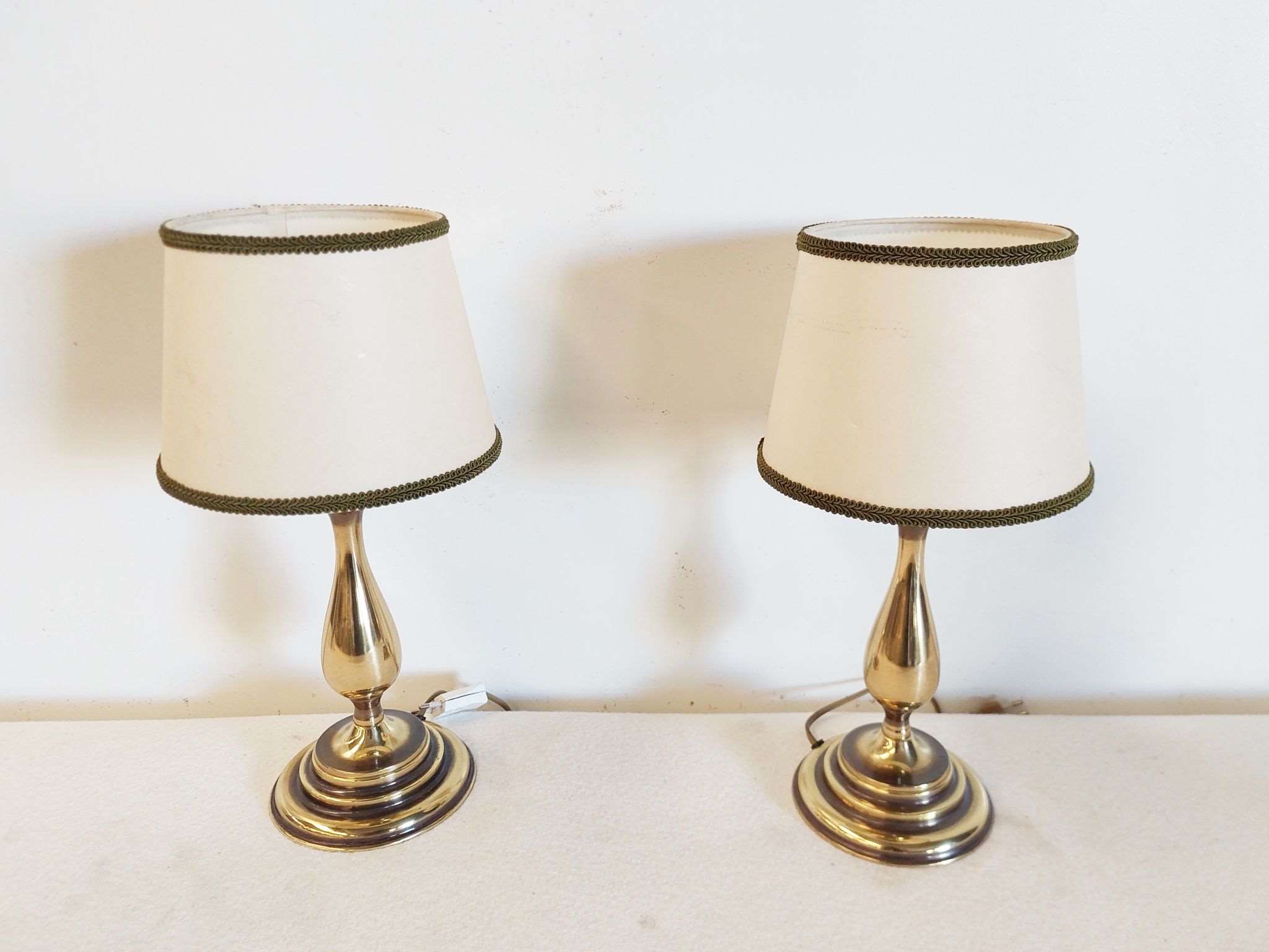 Bronze table lamp. 07254