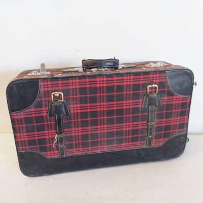 Vintage Scottish suitcase. 07316