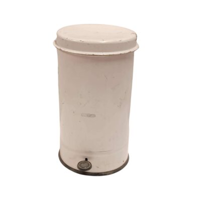 White trash can