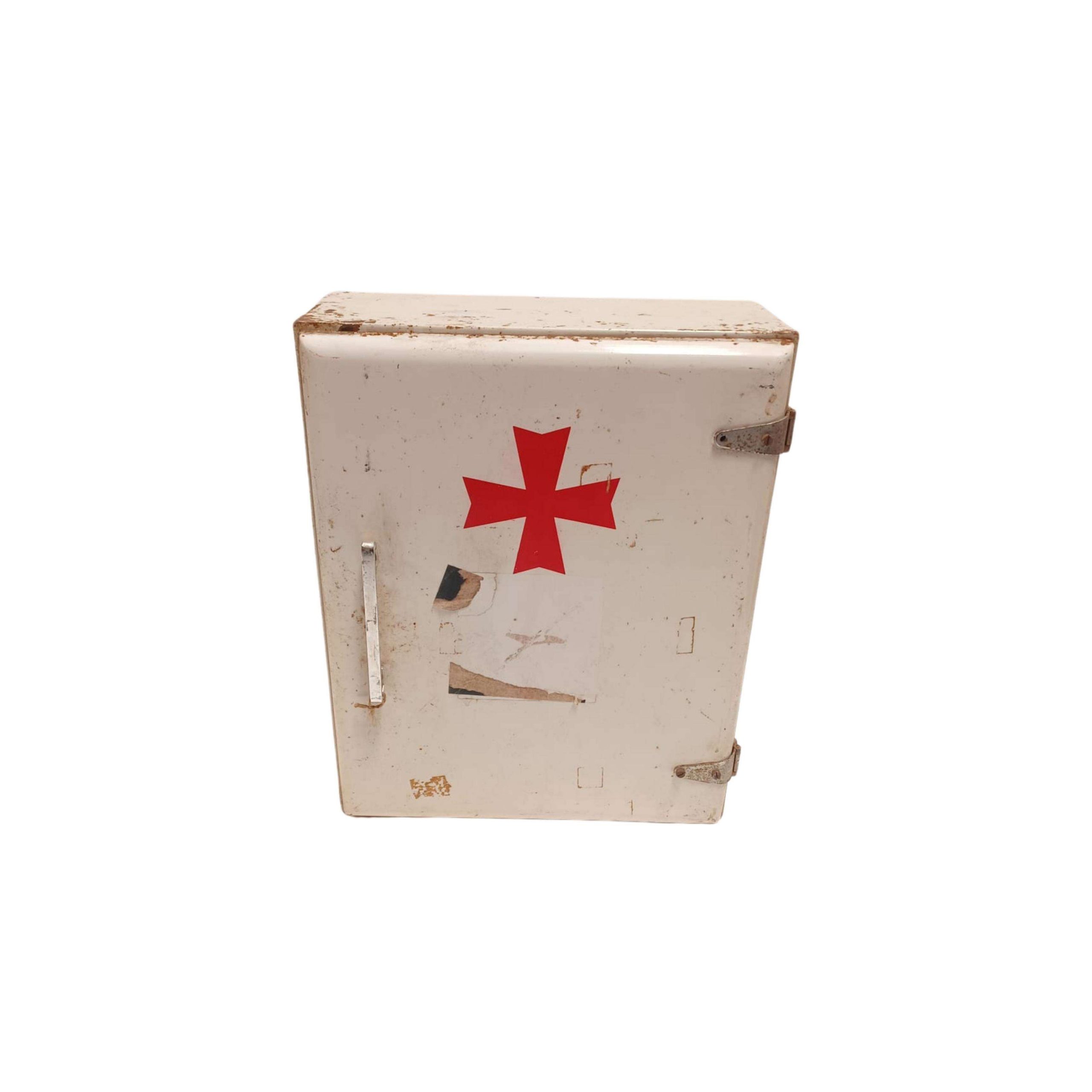 First aid kit 289