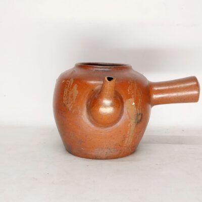 Antique teapot 09319
