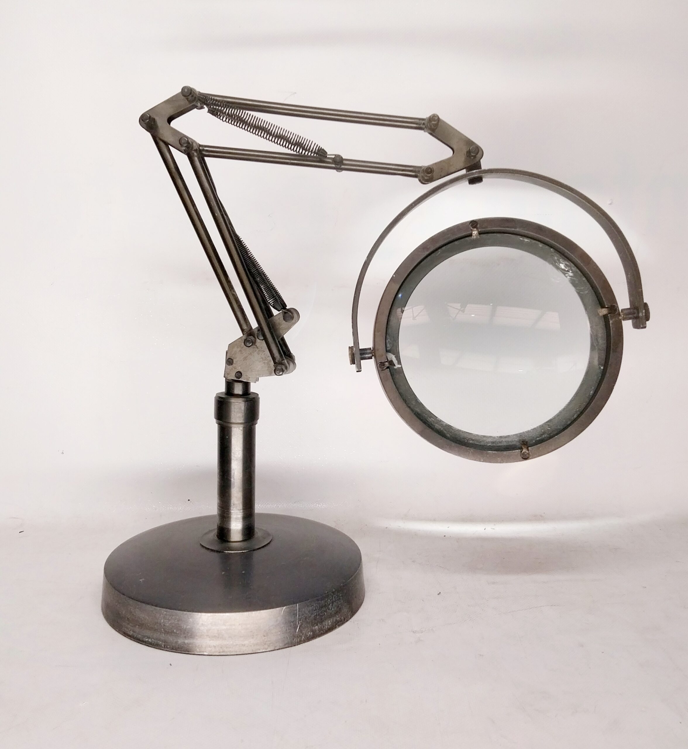 Working magnifier 09321