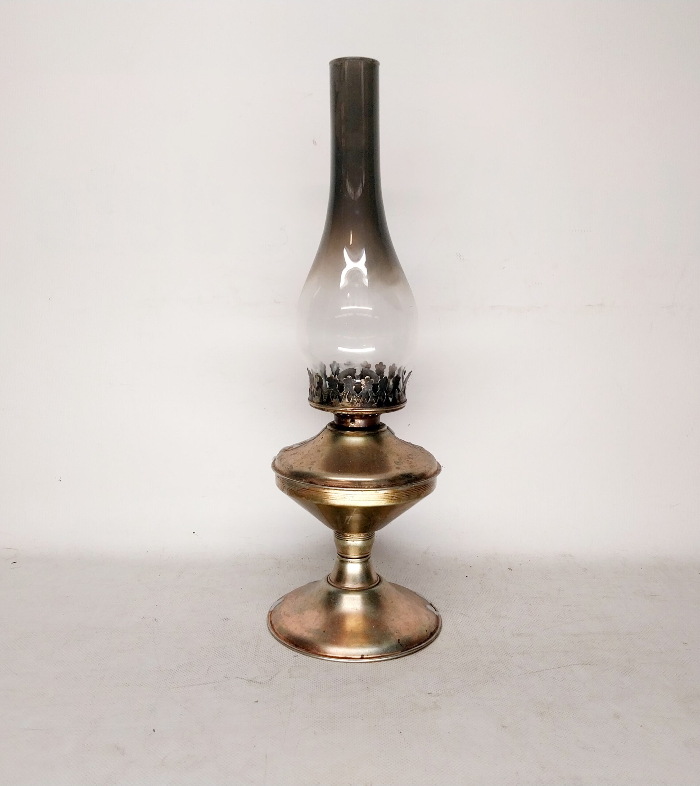 Antique whiffle 09369