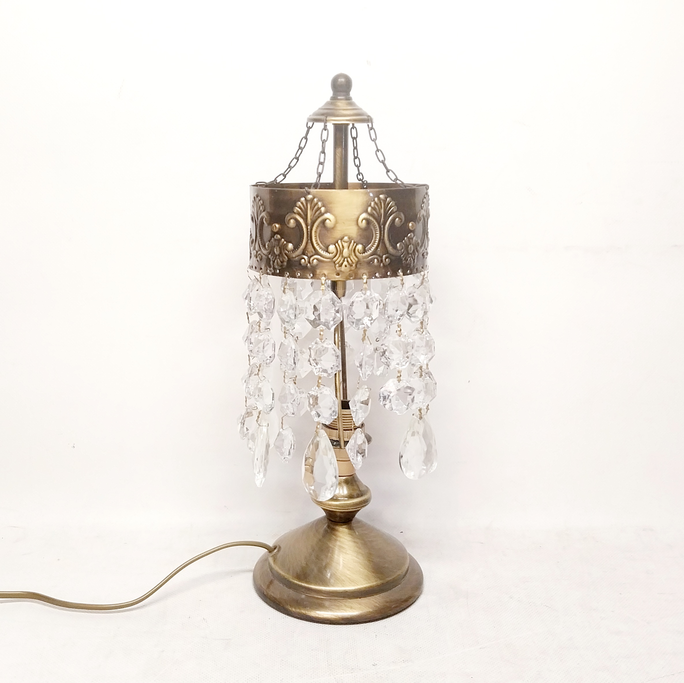 Brass table lamp. 03659