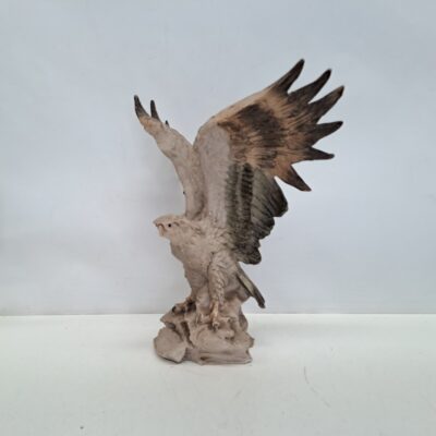 Eagle figure. 05394