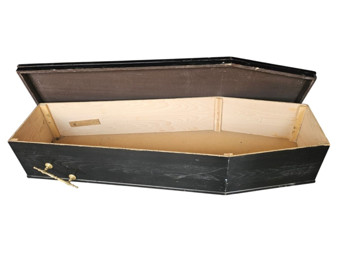Coffin 5 Dimensions: 195 x 70 x 36 cm - Image 2