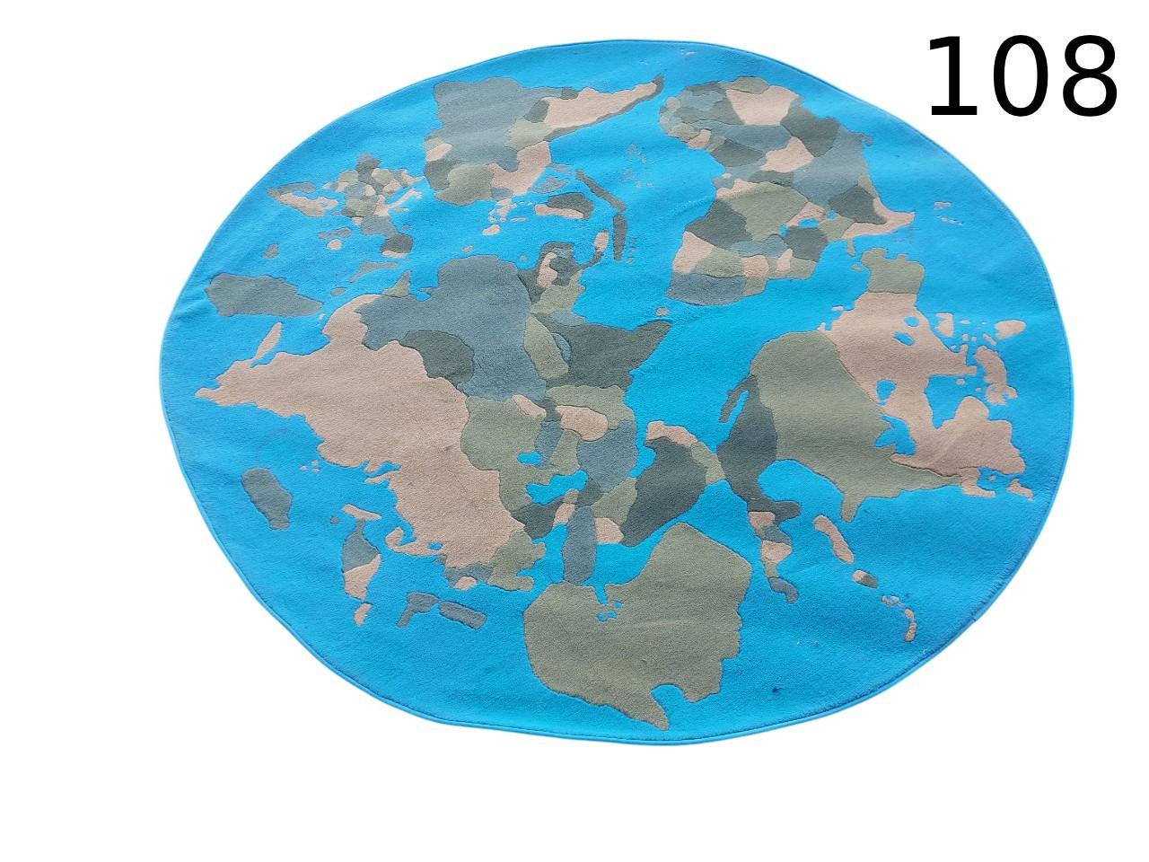Alfombra Lorena Canals RugCycled World Map lavable de color azul claro con estampado de mapa del mundo alquiler para eventos, publicidad, peliculas y series
