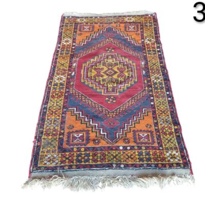 Alfombra turca de lana de Anatolia con diseño geométrico alquiler para eventos, publicidad, peliculas y series