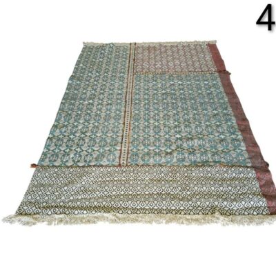 Alfombra de algodón multicolor con textura tipo kilim y flecos alquiler para eventos, publicidad, peliculas y series